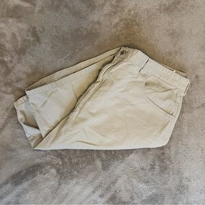 Authentic Issue Wrangler Jeans Co. Men’s 42 Khaki Cargo Shorts